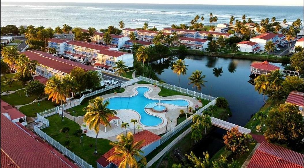Villas De Playa 2 Dorado Bagian luar foto