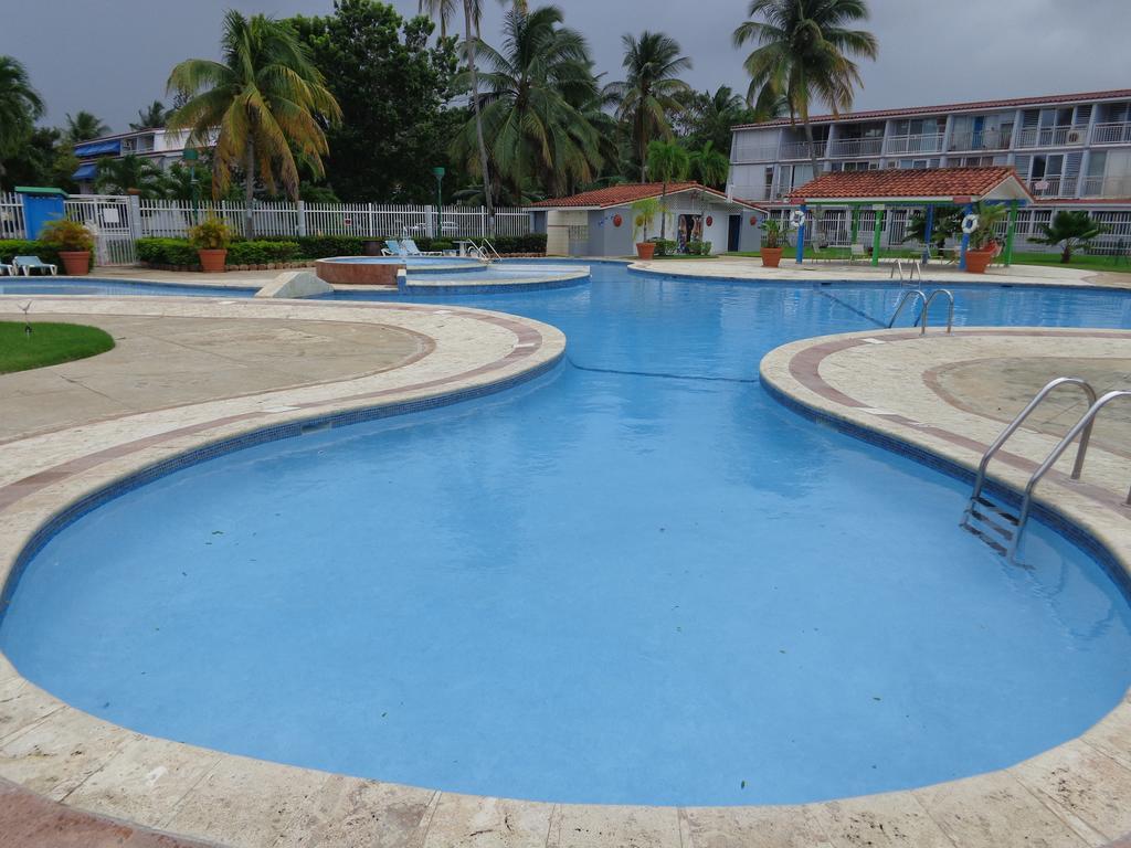 Villas De Playa 2 Dorado Bagian luar foto